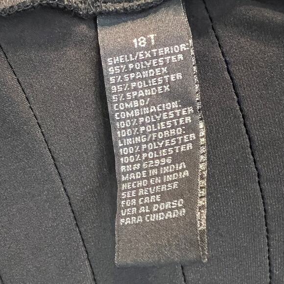 NWT Scarlett Tiered Dress Womens Size 18T Black Cold Shoulder Cocktail Dress - Picture 10 of 10